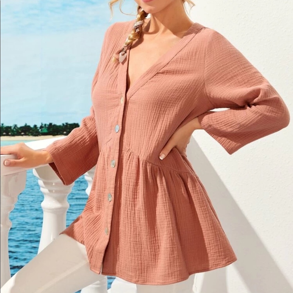 Button front textured fabric peplum shirt - Picture 2 of 3